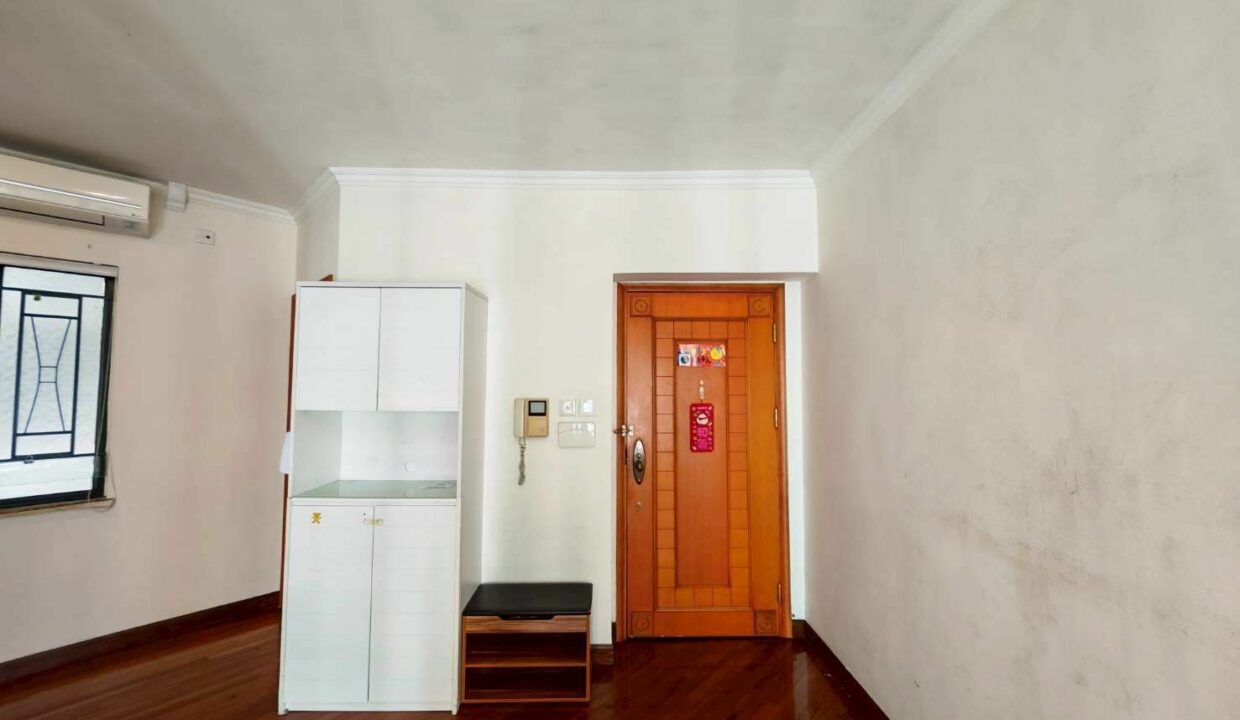 WhatsApp Image 2025-12-15 at 20.41.33