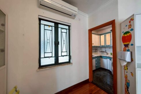 WhatsApp Image 2025-12-15 at 20.41.34 (1)