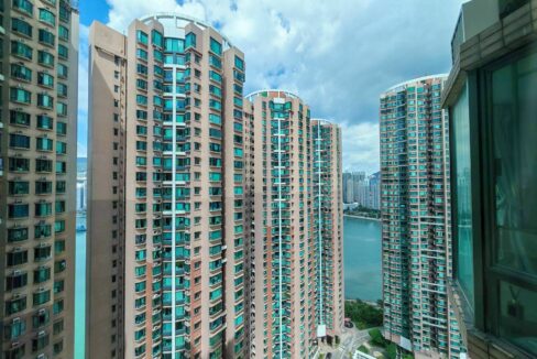 WhatsApp Image 2025-12-15 at 20.41.34 (2)