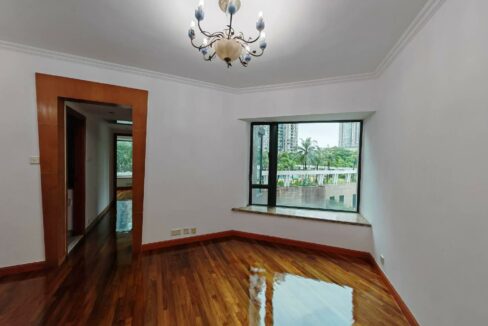 WhatsApp Image 2025-12-15 at 20.45.44 (3)