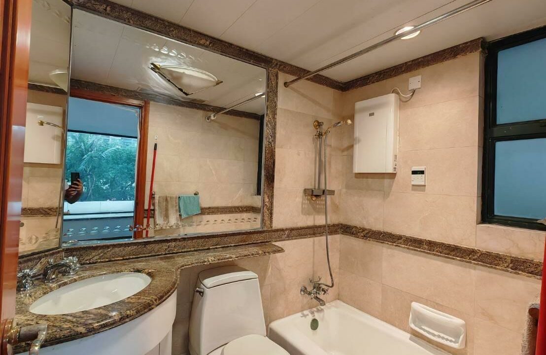 WhatsApp Image 2025-12-15 at 20.45.47