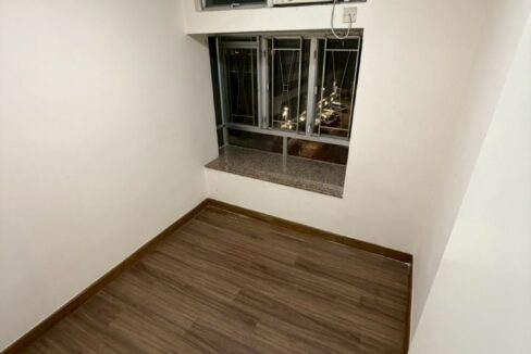 WhatsApp Image 2026-04-10 at 15.57.19