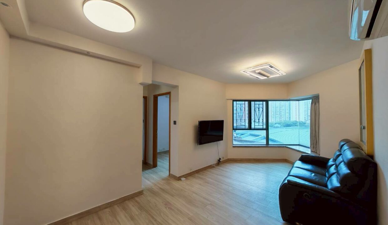 WhatsApp Image 2026-04-10 at 16.32.39 (1)