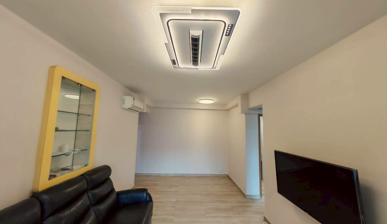 WhatsApp Image 2026-04-10 at 16.32.40 (2)