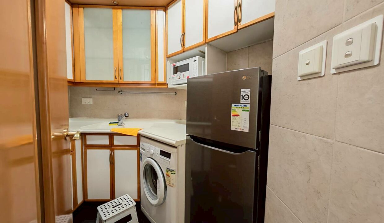 WhatsApp Image 2026-04-11 at 09.38.33 (3)