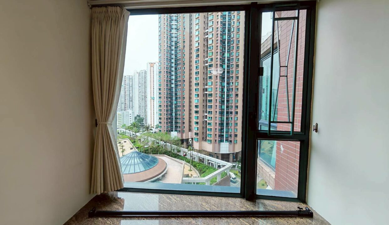 WhatsApp Image 2026-04-11 at 09.38.34 (1)