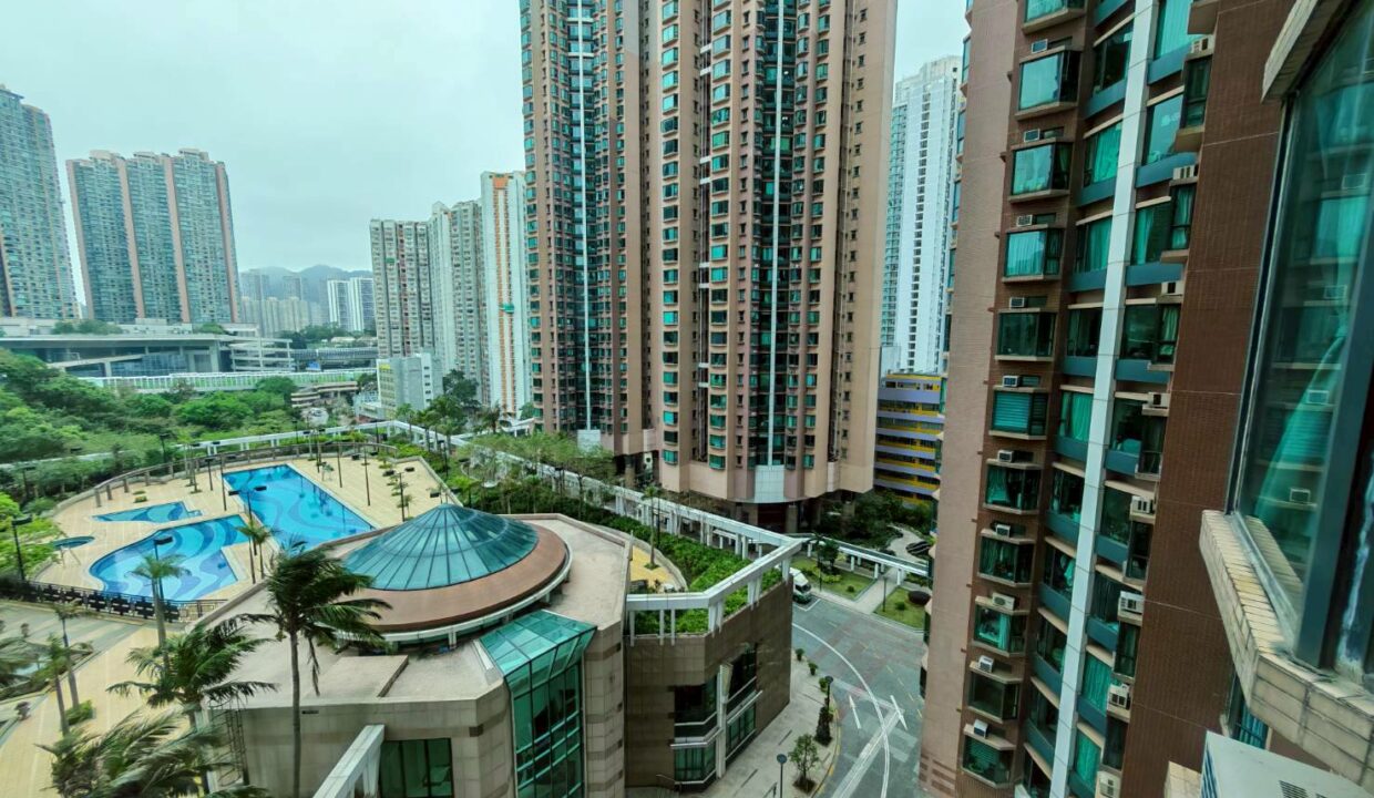 WhatsApp Image 2026-04-11 at 09.38.34 (2)