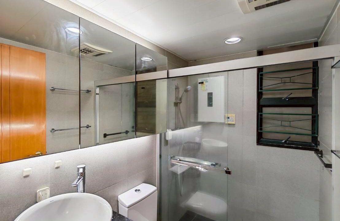 WhatsApp Image 2026-04-11 at 09.38.34 (3)