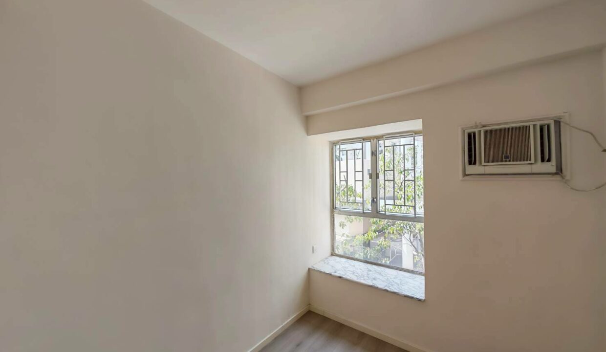 WhatsApp Image 2026-04-15 at 17.26.13