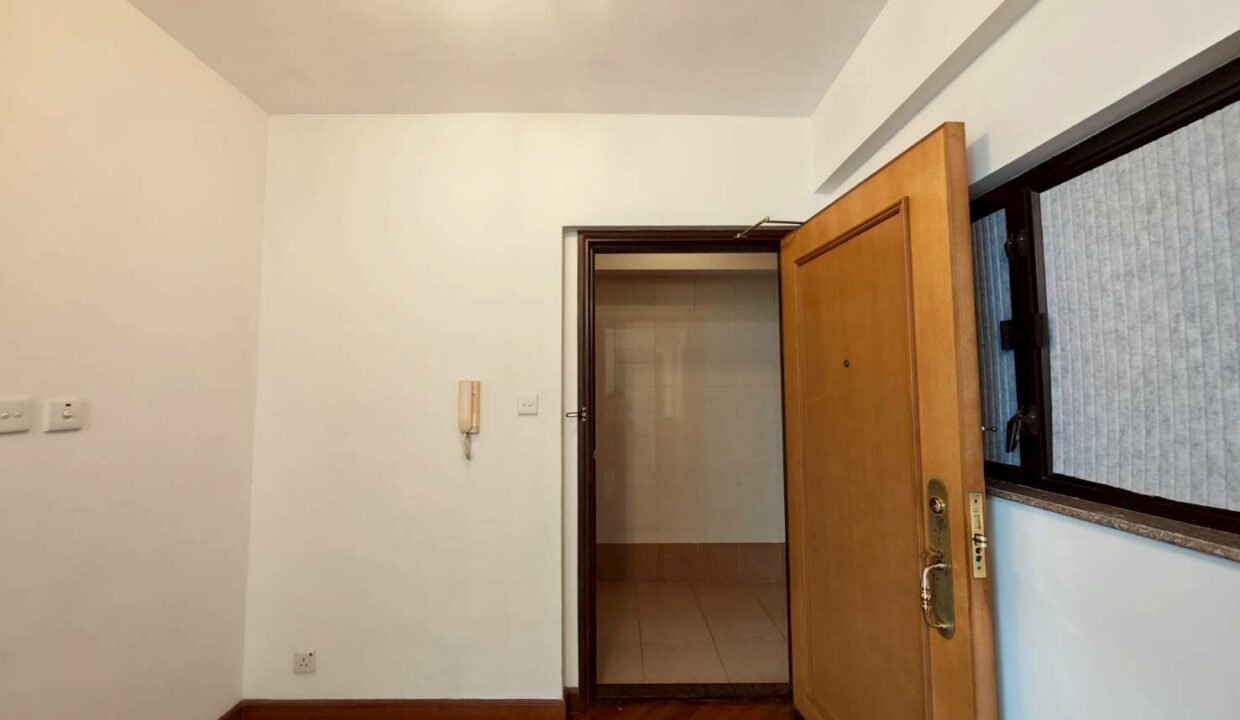 WhatsApp Image 2026-04-15 at 18.24.57