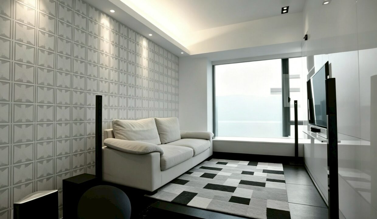 WhatsApp Image 2026-04-17 at 15.18.16