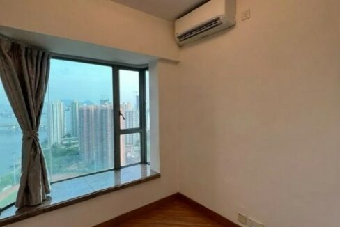 WhatsApp Image 2026-04-17 at 16.35.13 (1)