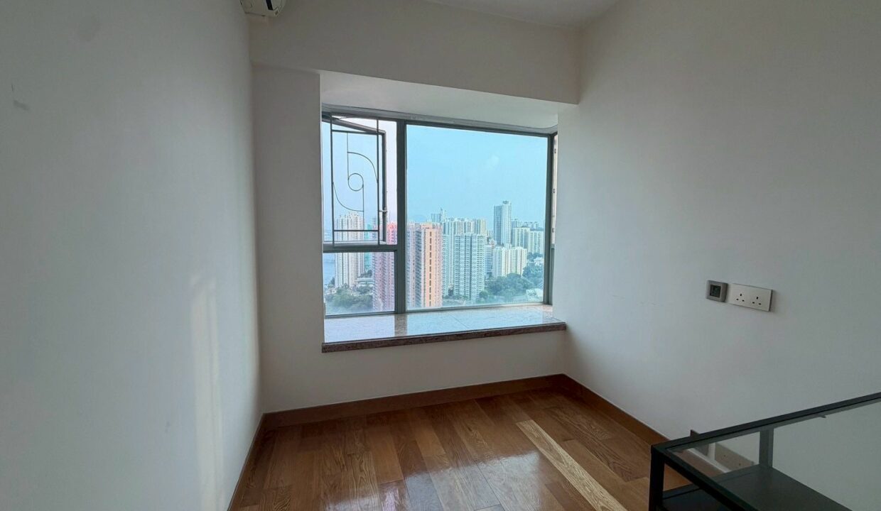 WhatsApp Image 2026-04-20 at 14.22.34 (1)