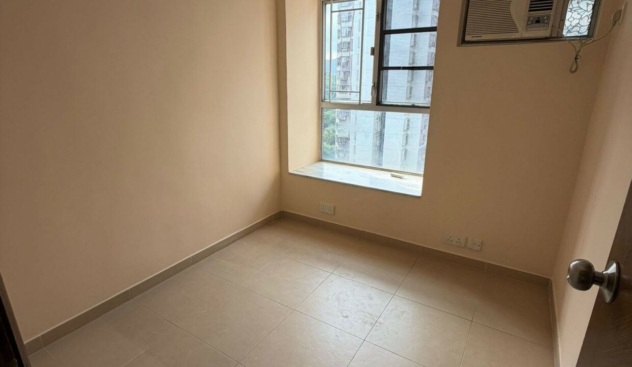 WhatsApp Image 2026-04-21 at 15.08.42 (1)