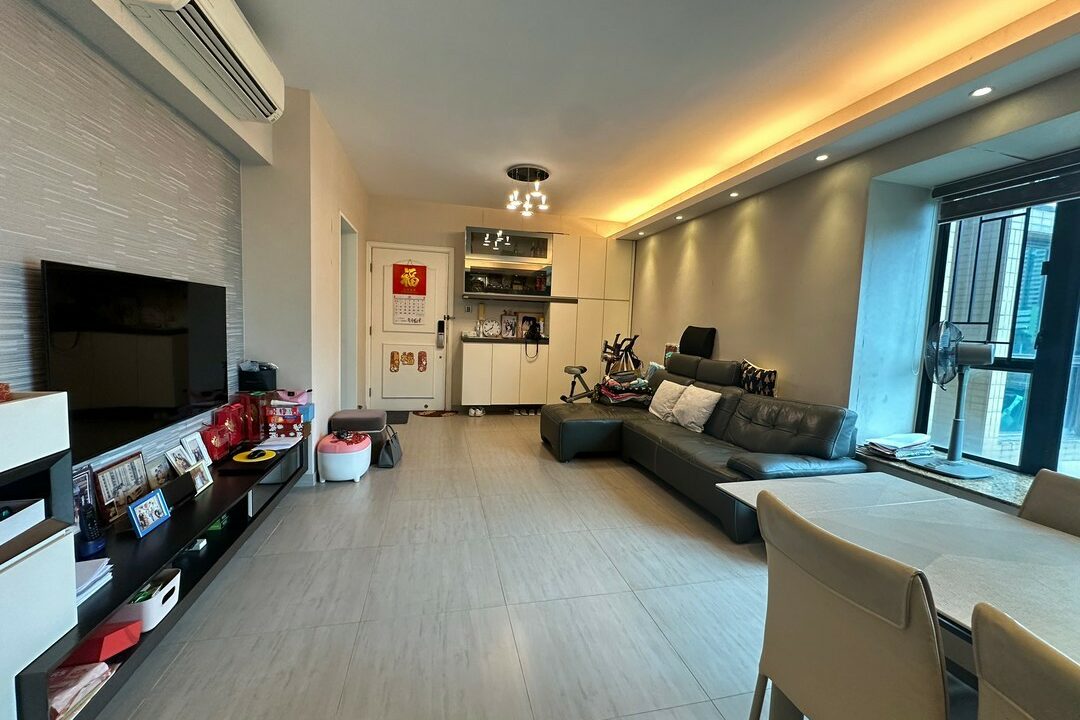 WhatsApp Image 2026-04-21 at 16.01.14