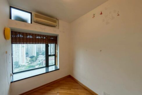 WhatsApp Image 2026-04-21 at 16.33.03 (2)