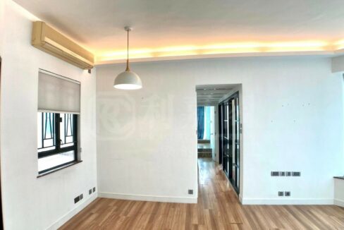 WhatsApp Image 2026-04-21 at 17.19.54 (1)