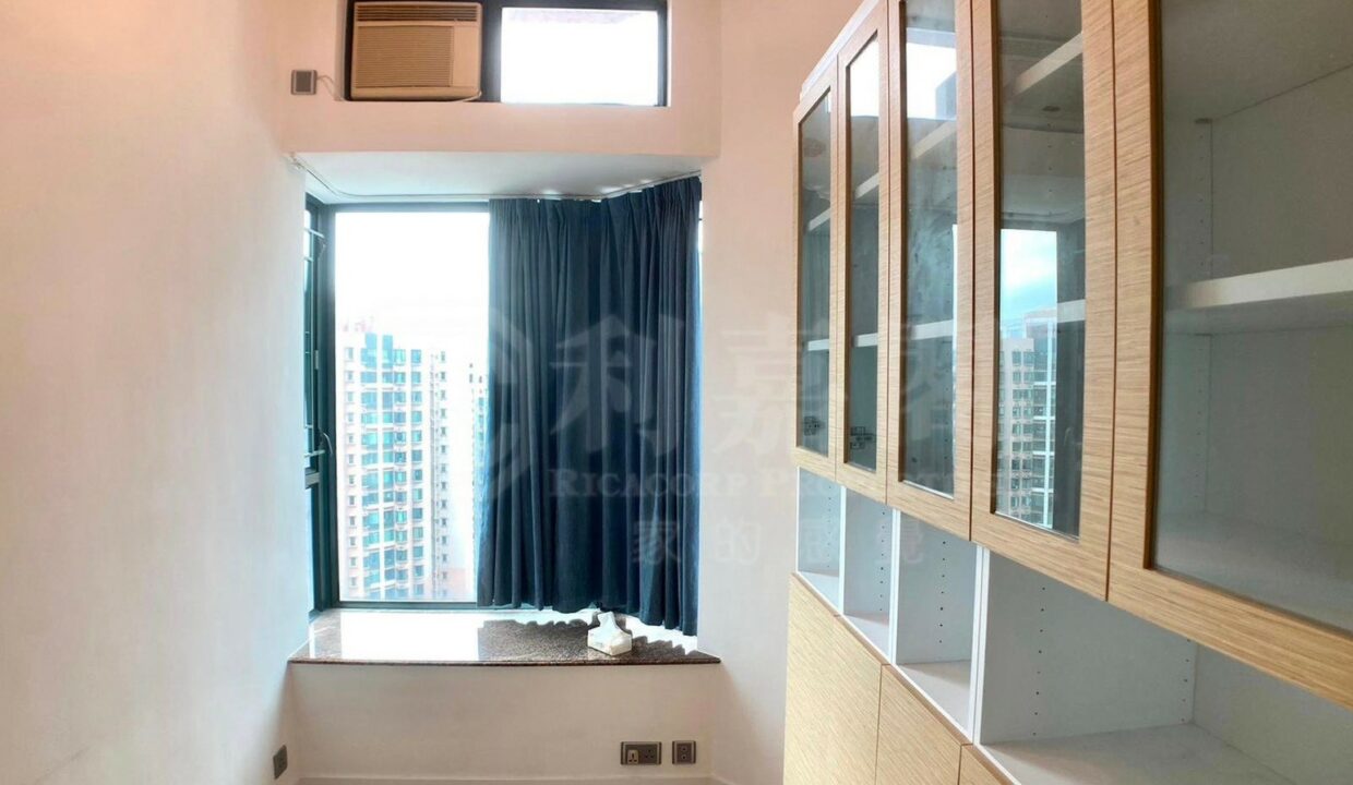 WhatsApp Image 2026-04-21 at 17.19.55 (2)