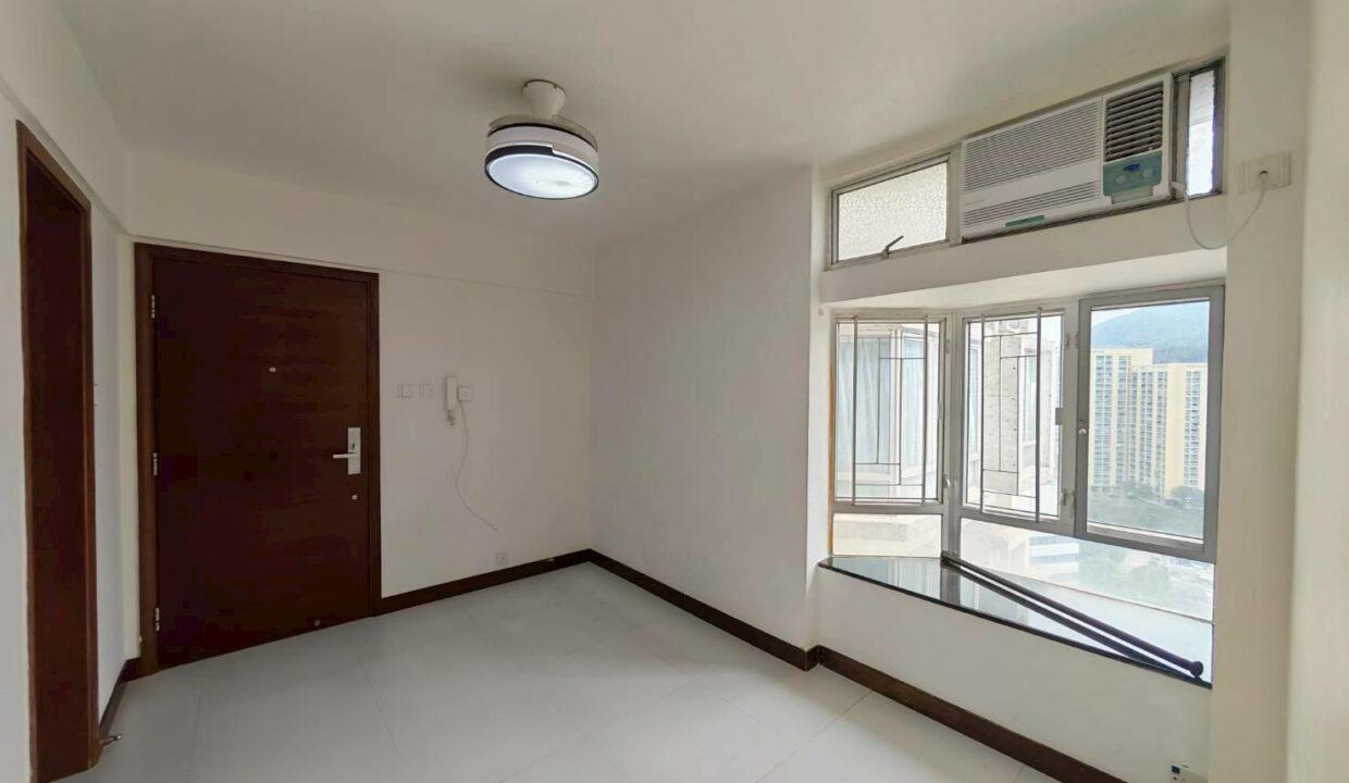 WhatsApp Image 2026-04-24 at 16.07.53 (7)