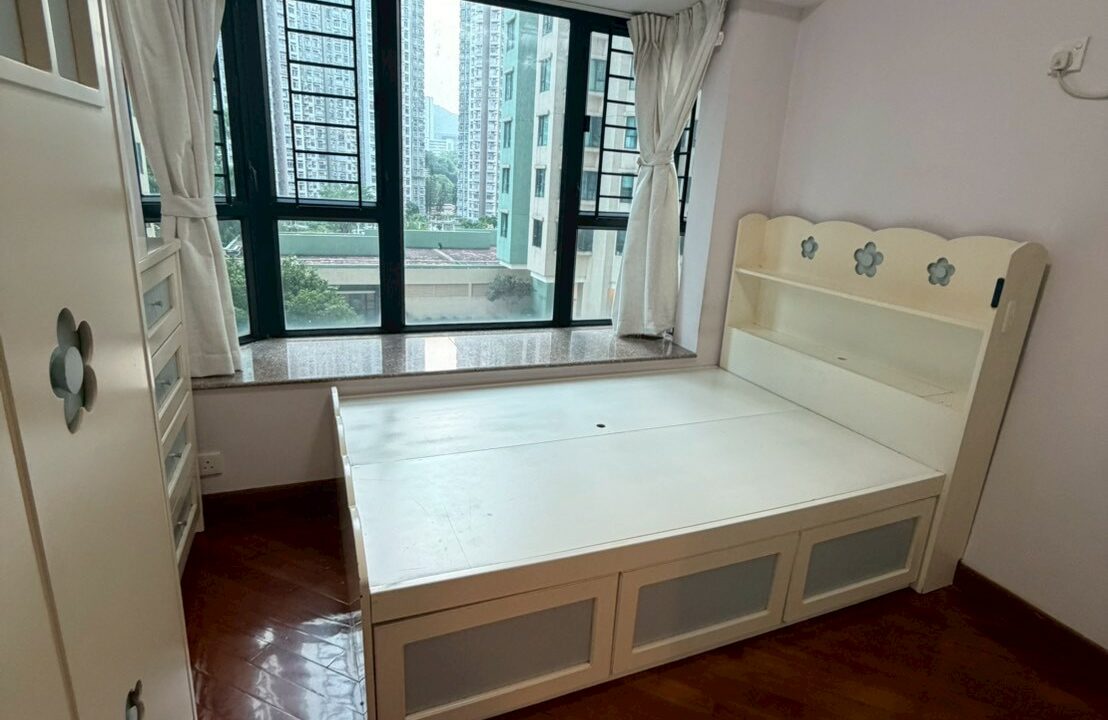 WhatsApp Image 2026-04-25 at 17.02.06 (1)