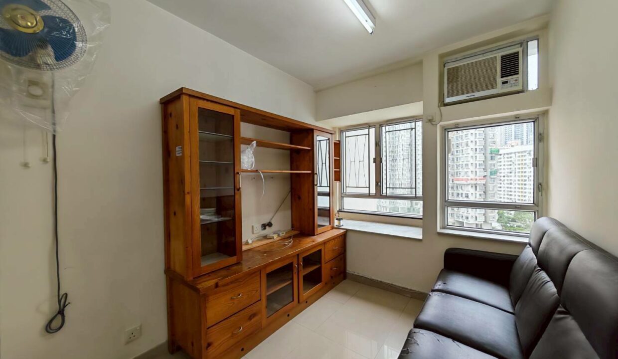 WhatsApp Image 2026-04-28 at 18.14.06 (1)