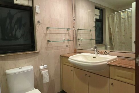 WhatsApp Image 2026-04-28 at 18.23.59 (2)