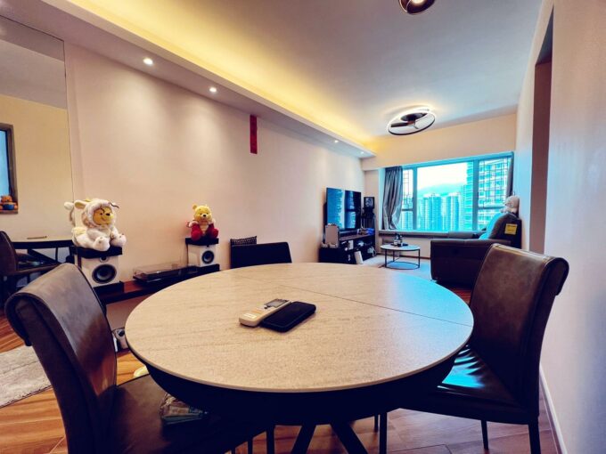 abdcd56e e0ff 4dba 91f0 879df34f8631