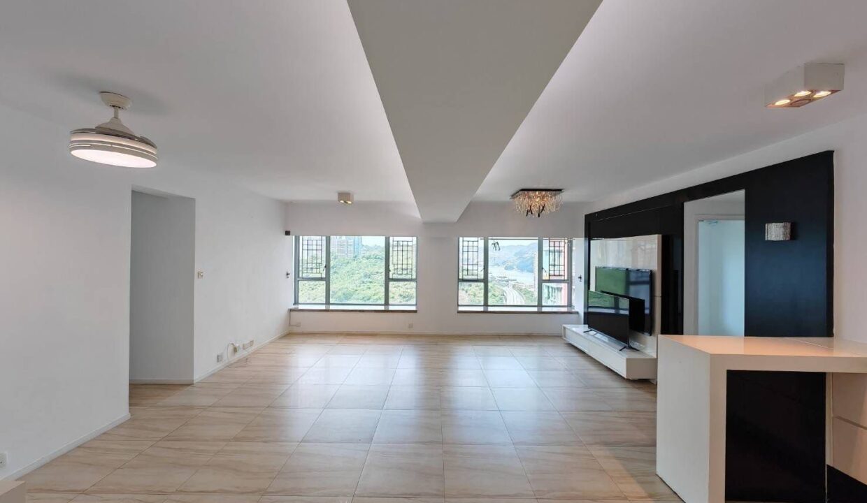 ac6fb079-7b82-4cb3-a0fb-a3e71b6c55ef