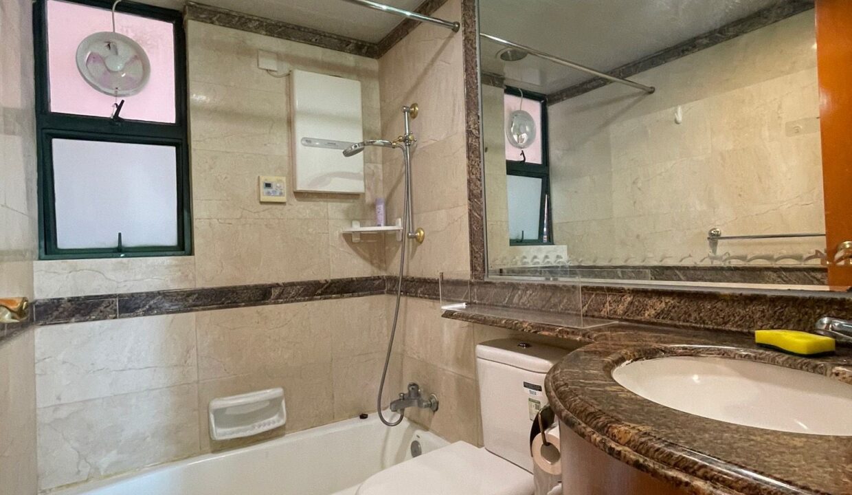 b699ad28-0c80-48ef-aaa8-1139e6b6fbbc