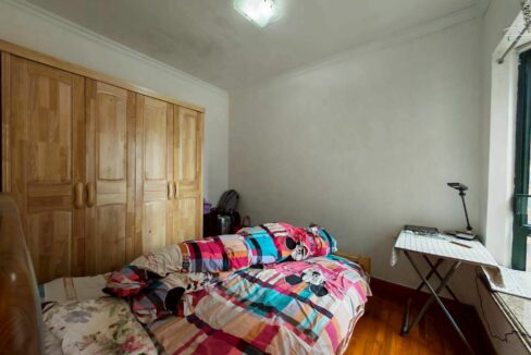 c0b4bb04-6954-4ba2-b966-7390066696c7