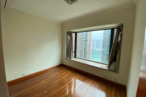 c8734637b712f75e31a37b2ea55b82e3