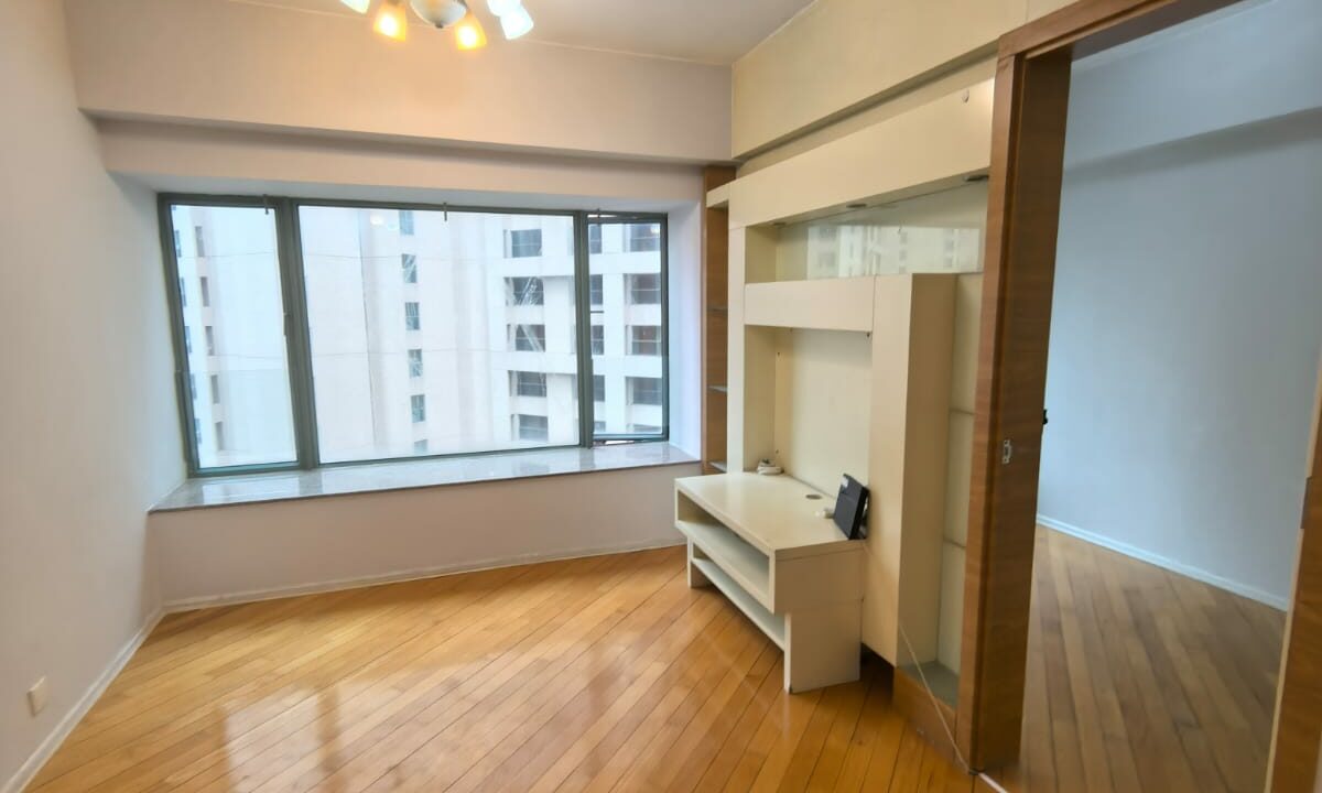 d4c9d5dd-ec6c-4d03-abb6-30f86c22bb2b