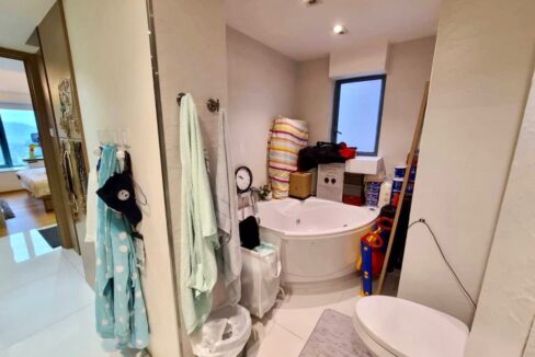 dbfbf84e-34c9-4767-a64e-345717baef4c