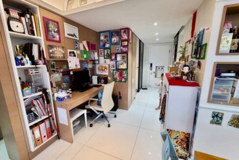 e290cdea-ca0b-423d-8273-3093aff1faa1