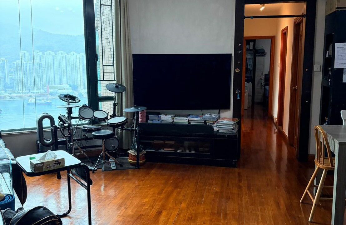 e65dc01c-535b-4985-b2ce-c64ee2f1c3bb