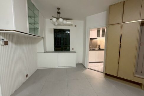 f007611f-1681-473a-8b47-30d85fff9ef2