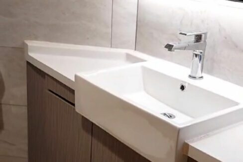 f938c03f-1bc6-47f8-a294-33bd51a23665