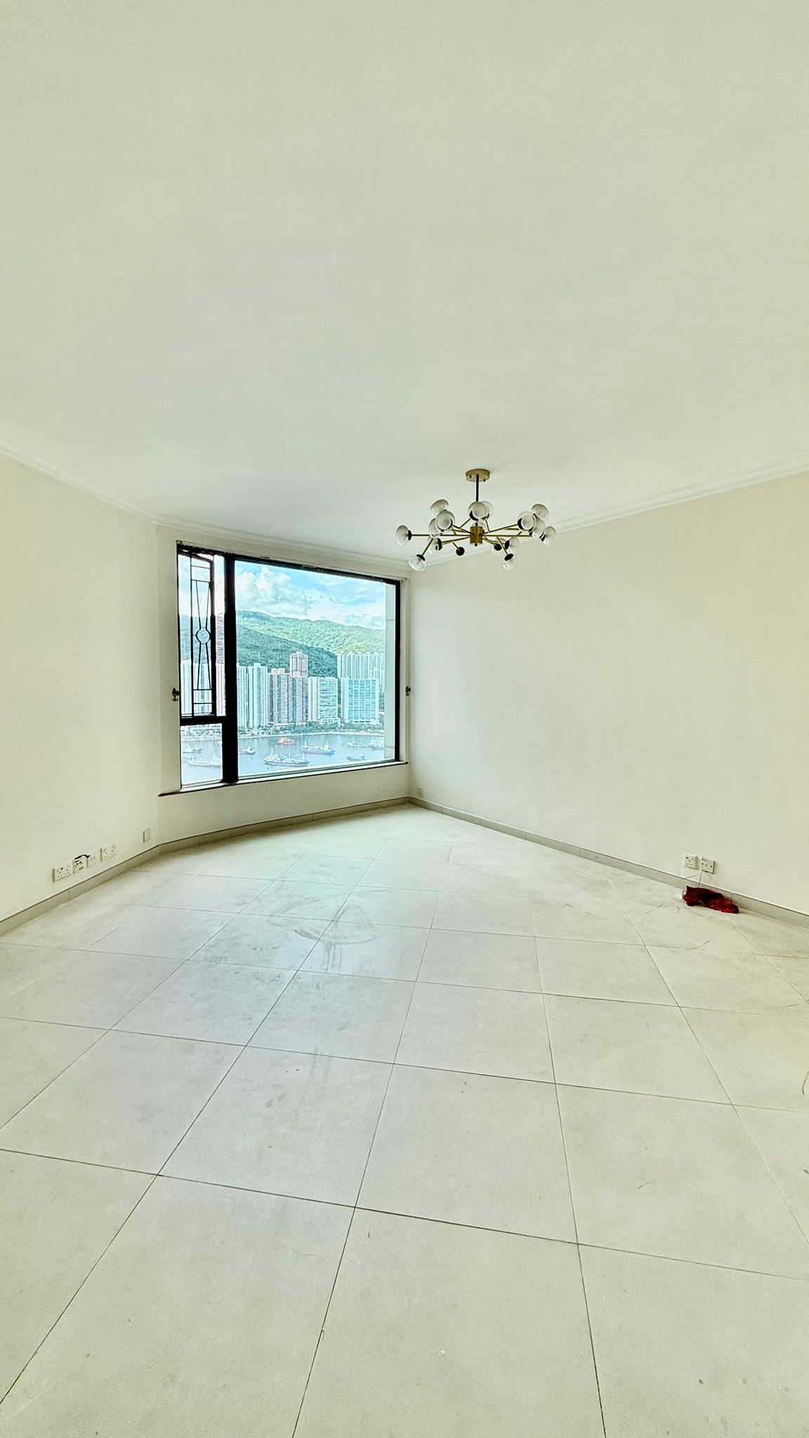 f96de560 693b 4f33 9d57 087622bcd790