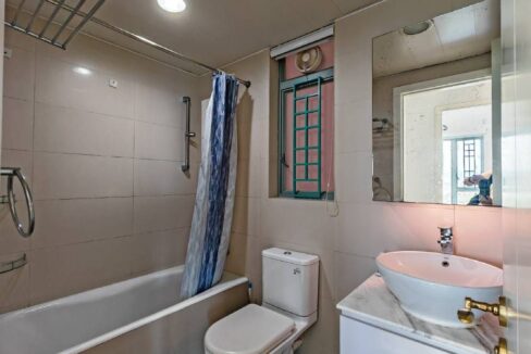 fc27a416-c65e-454a-8e16-0a689092c2c9