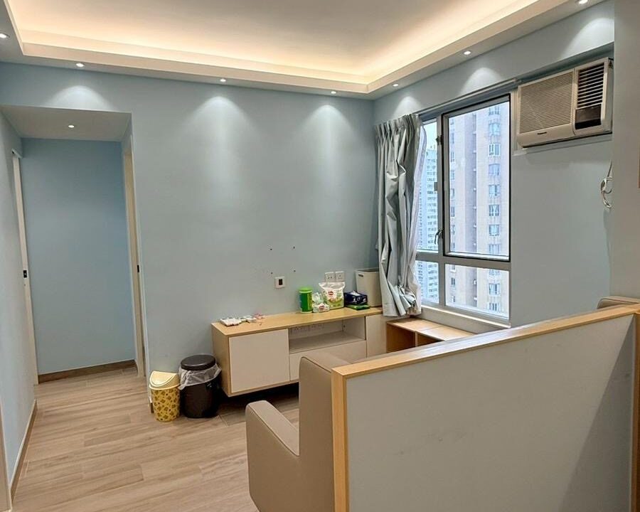 fe0736f3-a0d6-4080-b4bb-e2e6a707dbc5